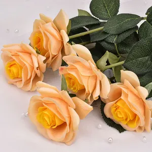 Toptan yüksek kalite gerçek dokunmatik güller ev dekorasyon yapay çiçekler güller düğün