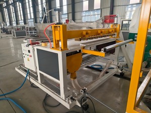 Machine d'extrusion de plaques de toiture en PVC, extrudeuse de plastique ASA U-PVC pour tuiles de toit ondulées colonialles vernissées - Product Image 3