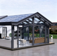 Véranda moderne 4 saisons en aluminium de haute qualité avec toit en verre trempé et moulures, idéale pour villas résidentielles et espaces lumineux.