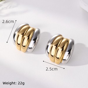 Trendy Two Tone Hoop 18k Chunky Gold Boucles d'oreilles en or argenté Triple Band Huggie Large Chunky Two Tone Boucles d'oreilles en acier inoxydable