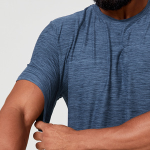 T-shirt Sportiva da <span class=keywords><strong>Uomo</strong></span> a <span class=keywords><strong>Maniche</strong></span> <span class=keywords><strong>Corte</strong></span>, Traspirante e ad Asciugatura Rapida, per Allenamento, Fitness, Attività all'Aperto e Pendolarismo, Multiuso - Product Image 3