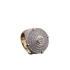 Anillo de Moissanita de Lujo Estilo Hip Hop, Chapado en Rodio, Engaste de Puntas, Regalo de Boda para Hombres y Mujeres, Artesanía Premium, Moda Audaz - Product Image 1