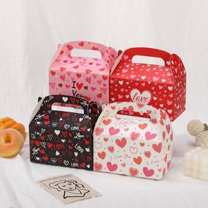 Caja de Regalo Moderna para Comida y Aperitivos para el Día de San Valentín o Bodas, de Cartón Blanco Plegable con Diseño de Corazón y Texto 'Te Amo', Fácil de Transportar - Product Image 3