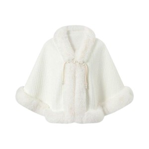 Poncho élégant en fausse fourrure tricotée pour femme, avec bordure chaude et élégante, fermeture perlée, idéal pour mariage, rendez-vous galants et réveillon du Nouvel An - Product Image 2