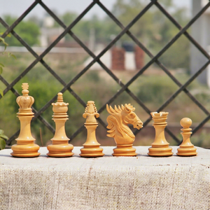 Piezas de Ajedrez Serie Dragón, Juegos de Ajedrez, Color Marrón, Juego de Ajedrez de Madera, Embalaje en Caja de Cartón y Madera - Product Image 1