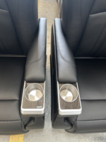 Sièges de luxe Vito W447, sièges de capitaine avec massage pour van, compatibles avec les modèles Alphard et Toyota, avec charge sans fil.