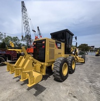 Motoniveladora CAT 140H Caterpillar con pocas horas de uso, precio económico, maquinaria de construcción en oferta.