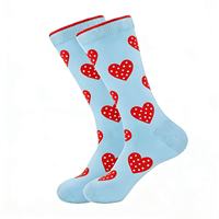 Chaussettes fantaisie amusantes, originales et cool en coton jacquard à motifs cœurs pour femmes – Vente en gros