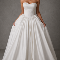 Robe de mariée coupe A-line, bustier, col bateau, dos nu, en dentelle et satin, avec traîne chapelle, grande taille, personnalisable, longueur ras du sol, esthétique