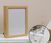 Marco DE FOTOS montado en Escritorio de fotos personalizado de madera de arte sólido, diseño moderno, luz LED de noche, Material acrílico alimentado por USB para decoración del hogar