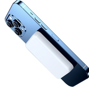 <span class=keywords><strong>Batterie</strong></span> <span class=keywords><strong>externe</strong></span> portable mince avec chargeur magnétique sans fil 10000 mAh et logo personnalisé pour <span class=keywords><strong>iPhone</strong></span> 16 15 Pro Max – Cadeau de bureau - Product Image 2
