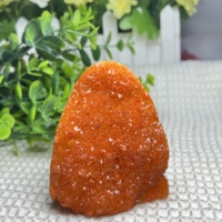 Vente en gros d'amas de cristaux naturels colorés Aura Géode Ornements Décoration intérieure Ornements de guérison Cadeaux en cristal