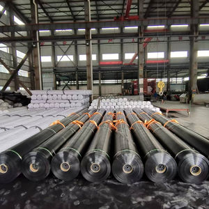 Géomembrane HDPE1.0mm Revêtement de <span class=keywords><strong>bassin</strong></span> Anti-UV Usine Prix de gros <span class=keywords><strong>Bâche</strong></span> Réservoirs à poissons HDPE Membrane de stockage Revêtement de <span class=keywords><strong>bassin</strong></span> à poissons Bleu - Product Image 3