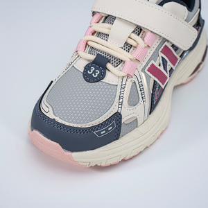 <span class=keywords><strong>Zapatillas</strong></span> Nuevas al por Mayor, <span class=keywords><strong>Zapatillas</strong></span> Deportivas Personalizadas con Logotipo de Letras en Negro y Azul, <span class=keywords><strong>Zapatillas</strong></span> Deportivas para Niños con Amortiguación de Aire - Product Image 4