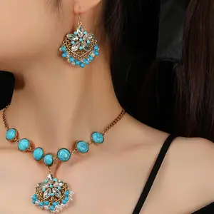 Small Tikka Flower Light Luxury Traditional Jewelry Kundan Turquoise Stone & Beaded Choker Necklace And Earrings Jewelry Set