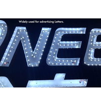 120 LEDs Biegsamer LED-Streifen Zickzack-Leiterplatte Frei Zuschneidbar S-Form LED-Streifen für Unregelmäßige Beleuchtungsdesigns