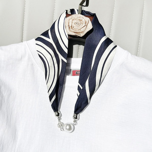 2025 collier de foulard en soie à fermoir magnétique <span class=keywords><strong>pour</strong></span> femmes-Design de <span class=keywords><strong>perles</strong></span> à longue bande, accessoire de chemise de luxe, cadeau parfait <span class=keywords><strong>pour</strong></span> elle - Product Image 4