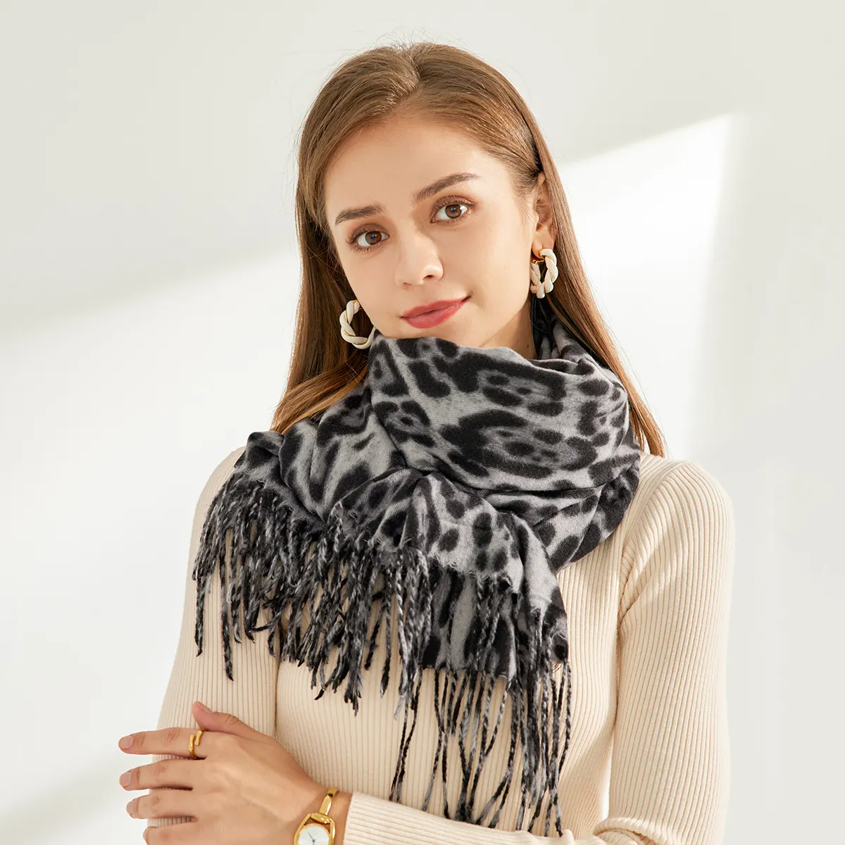 wholesale New design leopard print scarves polyester Winter 65*180cm Shawl Cashmere Plaid Scarves Blanket Pashmina Scarf