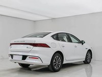 Voitures d'occasion BYD Qin Plus PHEV Berline Conduite à Gauche Automatique Traction Avant 1.5L Faible Kilométrage Sans Accident Vente en Gros à l'Exportation 2021-2024