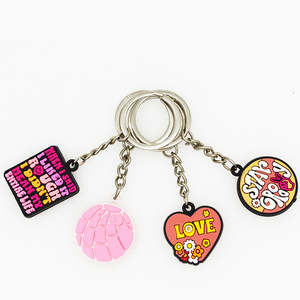 Bán Buôn Các Nhà Sản Xuất Vài Keychain Nhân Vật Nhỏ Phụ Kiện Chính Một Mảnh Keychain Llaveros Personalizados Vòng Chìa Khóa - Product Image 2