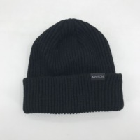 Bonnets de créateur de patch personnalisés de haute qualité en gros à la mode hiver Skully chapeaux tricotés avec des arcs de camouflage motifs à carreaux