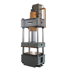 Pressa Idraulica a Quattro Colonne YW32-200 da 200 Tonnellate <span class=keywords><strong>per</strong></span> <span class=keywords><strong>Lamiera</strong></span> in Vendita - Product Image 1