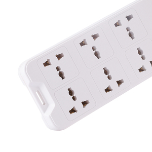 Multiprise universelle 2500W 250V 10A à 6 prises <span class=keywords><strong>avec</strong></span> protection contre les surtensions et <span class=keywords><strong>interrupteur</strong></span> pour la maison et le bureau - Product Image 4