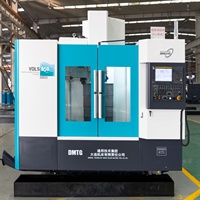 Centre d'usinage vertical CNC VMC850 828D de haute précision 1000x500mm avec précision de positionnement de 0,008mm pour le traitement des moules