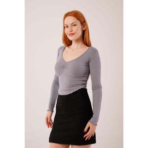 Blouse de base en gros, col large, gris, taille XL, formelle, coréenne, pour le bureau, la fête, automne, viscose et lin unis, avec logo - Product Image 2