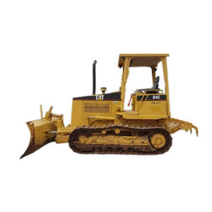 Bouteur Caterpillar D4C de qualité fiable de CAT D4C de bouteur utilisé durable et abordable en vente - Product Image 1