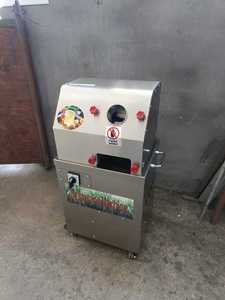 Wholesale Customization Stainless Steel 450W Electric Sugarcane <b>Juice</b> Extractor <b>Machine</b> - Product Image 2