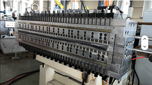 Machine d'extrusion de plastique creux Fullwin 2026, ligne de production de coffrage de <span class=keywords><strong>construction</strong></span> - Product Image 5