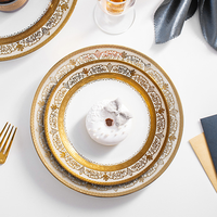 Assiette ronde en céramique blanche de luxe avec bord doré, vaisselle en porcelaine pour la nourriture occidentale, salade, dessert, banquet de mariage