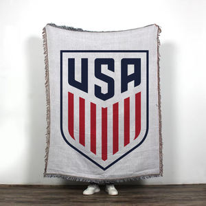 Couverture <span class=keywords><strong>tapisserie</strong></span> de soutien pour supporters de football 2026, motif d'équipe personnalisé, jacquard tissé, avec franges, pour promotion - Product Image 2