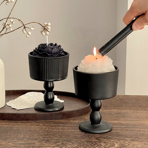 Vente en gros de porte-bougies en verre noir mat de luxe, porte-bougies personnalisés pour <span class=keywords><strong>mariage</strong></span>, design unique - Product Image 2