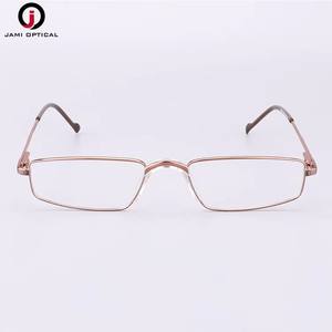 <span class=keywords><strong>Lunettes</strong></span> de lecture classiques les plus vendues, branches flexibles à charnières à ressort, montures en métal légères pour hommes et femmes - Product Image 2