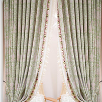 Rideaux occultants jacquard floraux en tissu polyester soyeux sur mesure pour fenêtres baies pleine hauteur avec trous pré-perforés