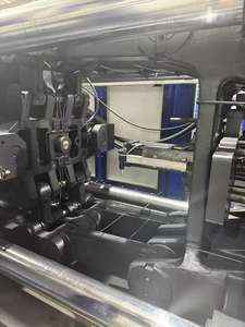 เครื่องฉีดพลาสติกมือสอง Haitian Mars2 470 ตัน แบบแนวนอน พร้อมระบบ PLC มอเตอร์ ปั๊ม เกียร์ แบริ่ง และสกรู - Product Image 3