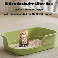 Bac à litière pour chaton avec rampe d'entraînement Mini toilette pour chat en plastique couverte et pelle gratuite comprenant un désodorisant