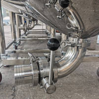 10000 Litres Réservoir de stockage mobile en acier inoxydable Réservoir d'eau 1000L avec pompe et composants du noyau du moteur