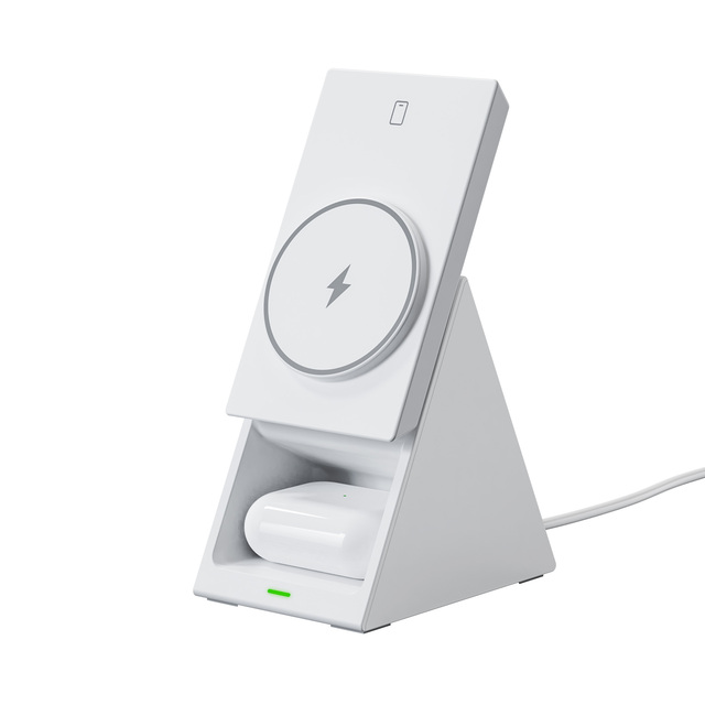 3-in-1 Wireless Charging Stand for Smartwatch AirPods iPhone With Fast Charging UK Socket Standard Magnetic Feature Wholesale