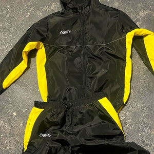 Custom Sweatsuit Manufacture Two Piece Set Windbreaker Jogging Nylon Windbreaker <b>Tracksuit</b> for Men - Product Image 3