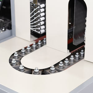 Máquina Semi-Automática Souffler 2 Cavités Prix Compétif Pour La Fabrication De Bouteilles De Gel Antibactérien Et De PET PLC - Product Image 5