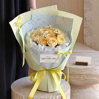 Papier Kraft Texturé Botanique 30x50cm en Gros avec Pétales pour Emballage de Fleurs – Fournitures pour Fleuristes