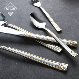 Bán Sỉ Đồ Dùng Bạc Khách Sạn Sang Trọng Đám Cưới Đồ Dùng Bạc Có Tay Cầm Vuông Bằng Thép Không Gỉ Muỗng Dao Bạc Bộ Dụng Cụ Dẹt Màu Vàng - Product Image 3