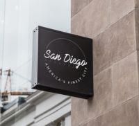 Enseigne publicitaire LED extérieure personnalisée pour entreprises, affichage lumineux LED sur mesure pour pâtisseries et restaurants