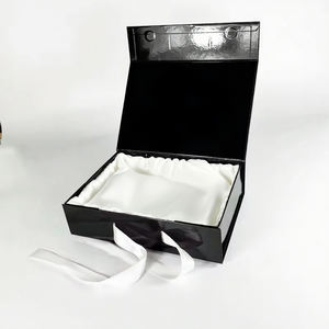 Luxueux rouge soie Satin doublé bouteille magnétique papier cosmétique emballage cadeau parfum boîtes magnétiques pour Extension de cheveux - Product Image 3