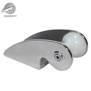 Rodillo de Anclaje de Acero Inoxidable 165x62x72mm con Tornillos para Anclaje de Herrajes Marinos - Product Image 4