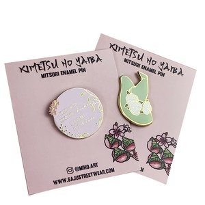 Thẻ Ủng Hộ Ve Áo Pin Tùy Chỉnh Làm Mềm Men Tốt Nghiệp Ve Áo Pins - Product Image 4