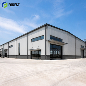 Entrepôt commercial modulaire préfabriqué sur mesure en acier, à structure robuste et à grande portée, pour stockage et terminal - Product Image 1